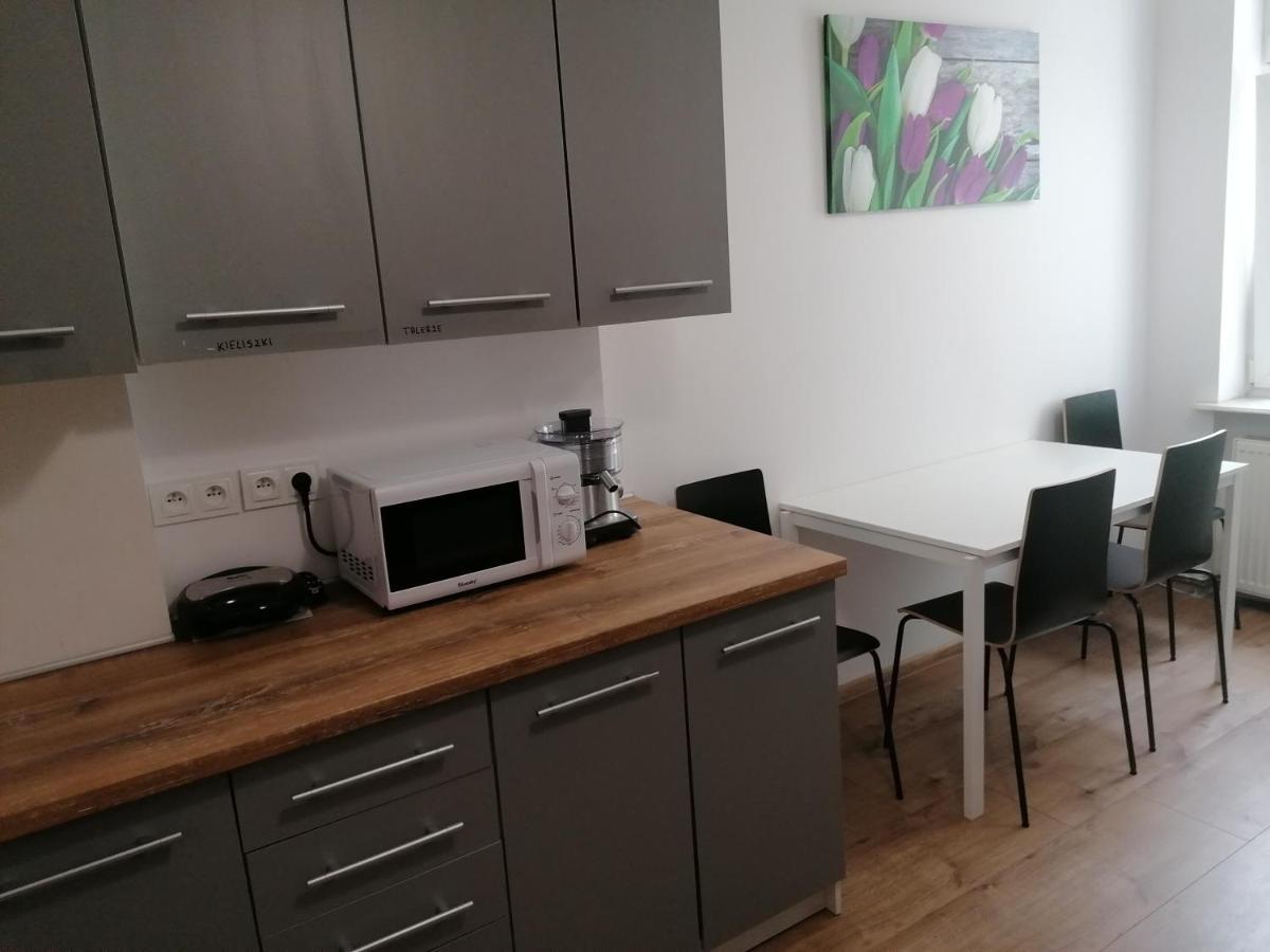 Apartment Tulip - 4 Ze Wspolna Lazienka I Kuchnia